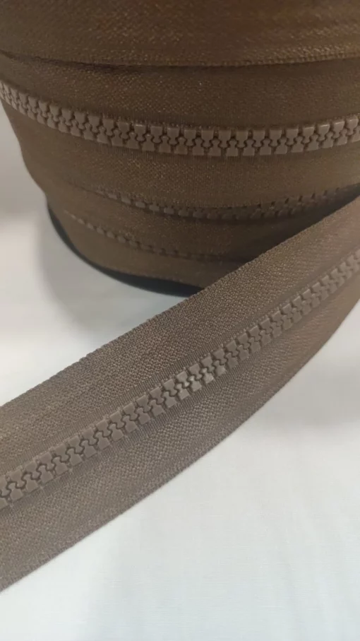 Zipper | Cursor | Malha 5 | Injectado | Castanho 700