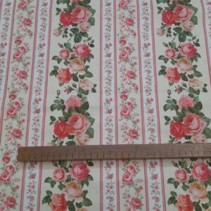 Tecido 100% Algodão | 1,1mt Largura | Estampado Floral