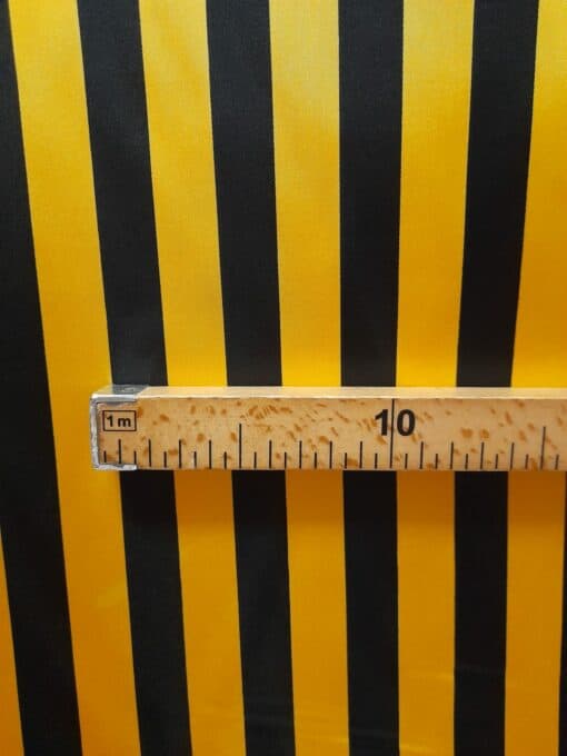 Cetim | Estampado | Carnaval | Riscas | Preto e Amarelo - Imagen 3
