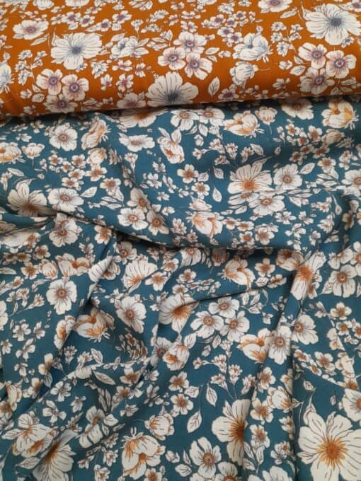 Tecido Confeção | Vestuário | Viscose | Floral - Image 3