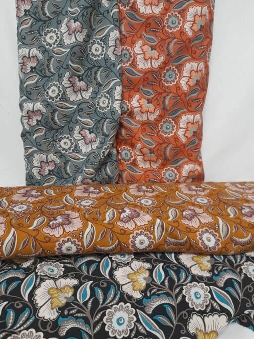 Tecido Confeção | Vestuário | Viscose | Floral – Image 3