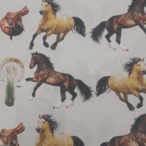 Atoalhado | 100% Poliéster | Estampado | Cavalos