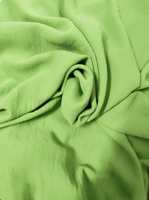 Tissu d'habillement | uni | vert laitue