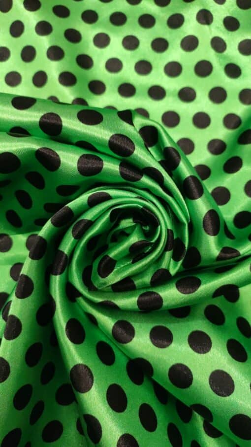 Cetim | Estampado | Carnaval | Bola Preta | Fundo Verde