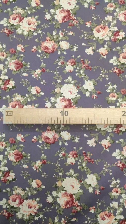 Tecido Algodão | 100% Algodão | Estampado | Floral | Fundo Azul - Image 3