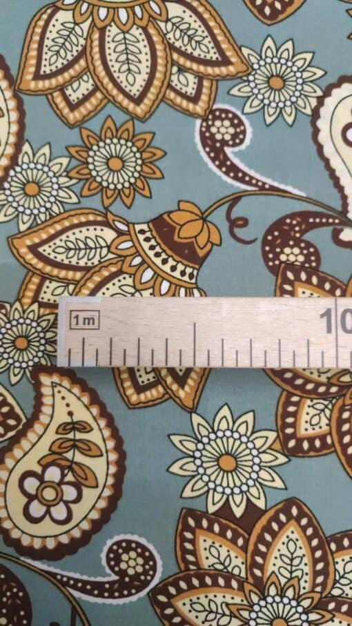Tecido Confeção | Vestuário | Viscose | Floral – Image 3