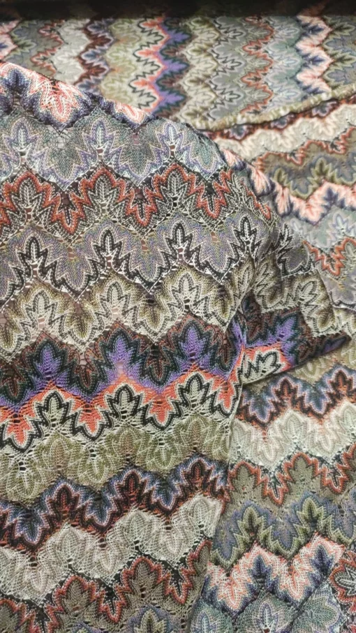 Tecido Confeção | Vestuário | Crochet | Lurex Dourado – Image 2