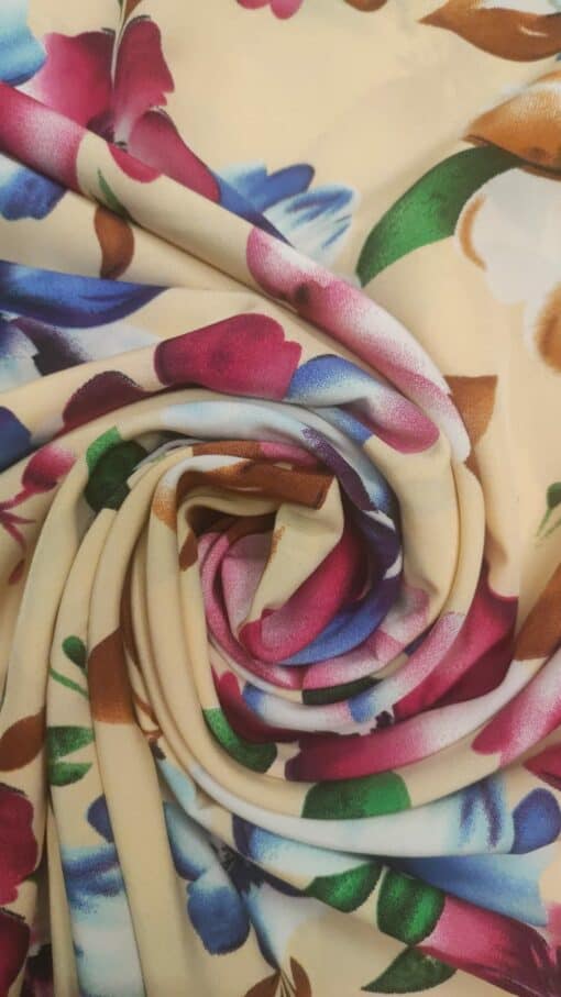 Tecido Confeção | Vestuário | Viscose | Floral – Image 2