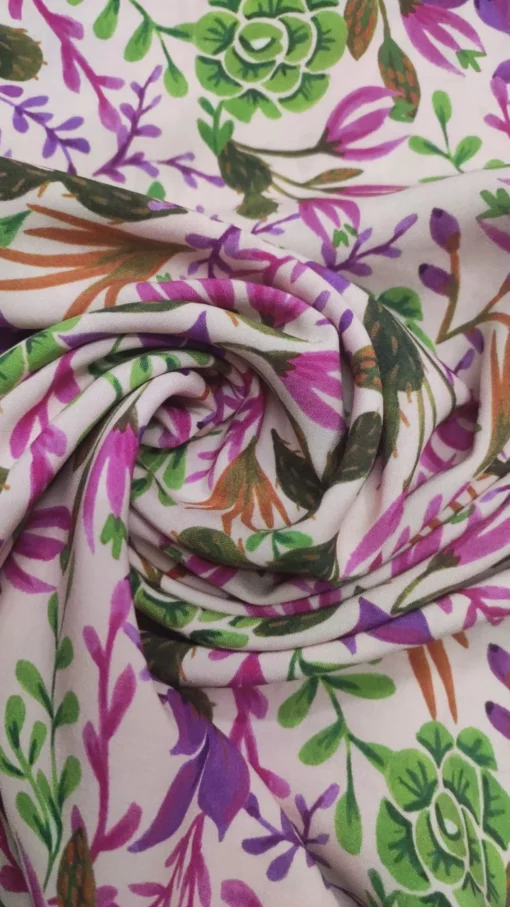Tecido Confeção | Vestuário | Viscose | Digital | Floral – Image 2