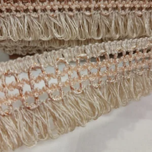 Franja | 100% Poliéster | Lurex Dourado | Cru