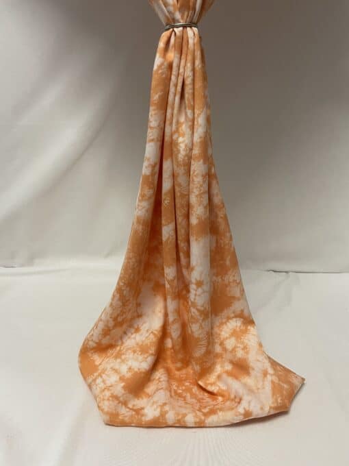 Tecido Confeção | Vestuário | Viscose | Tie Dye Laranja – Image 3