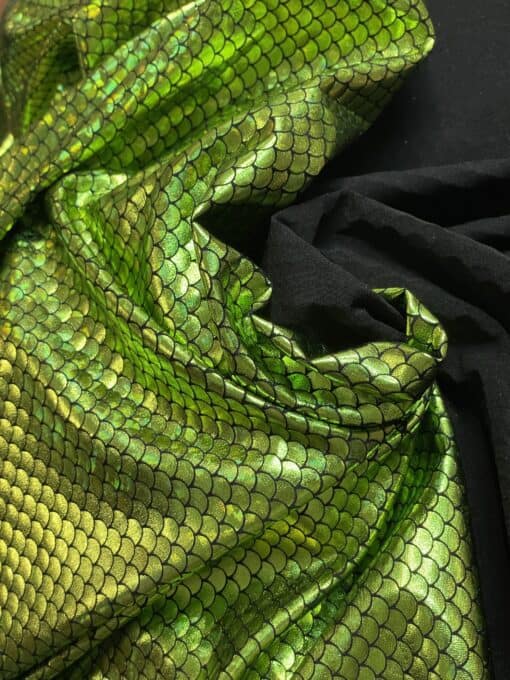 Lamé Mesh | Carnival | Scale | Green